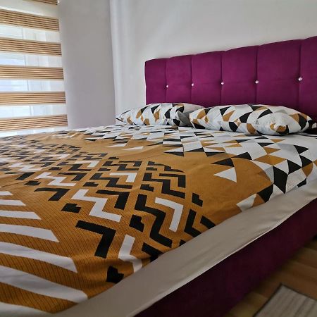 Centar Apartman Enmi 111 Banja Luka Exterior foto