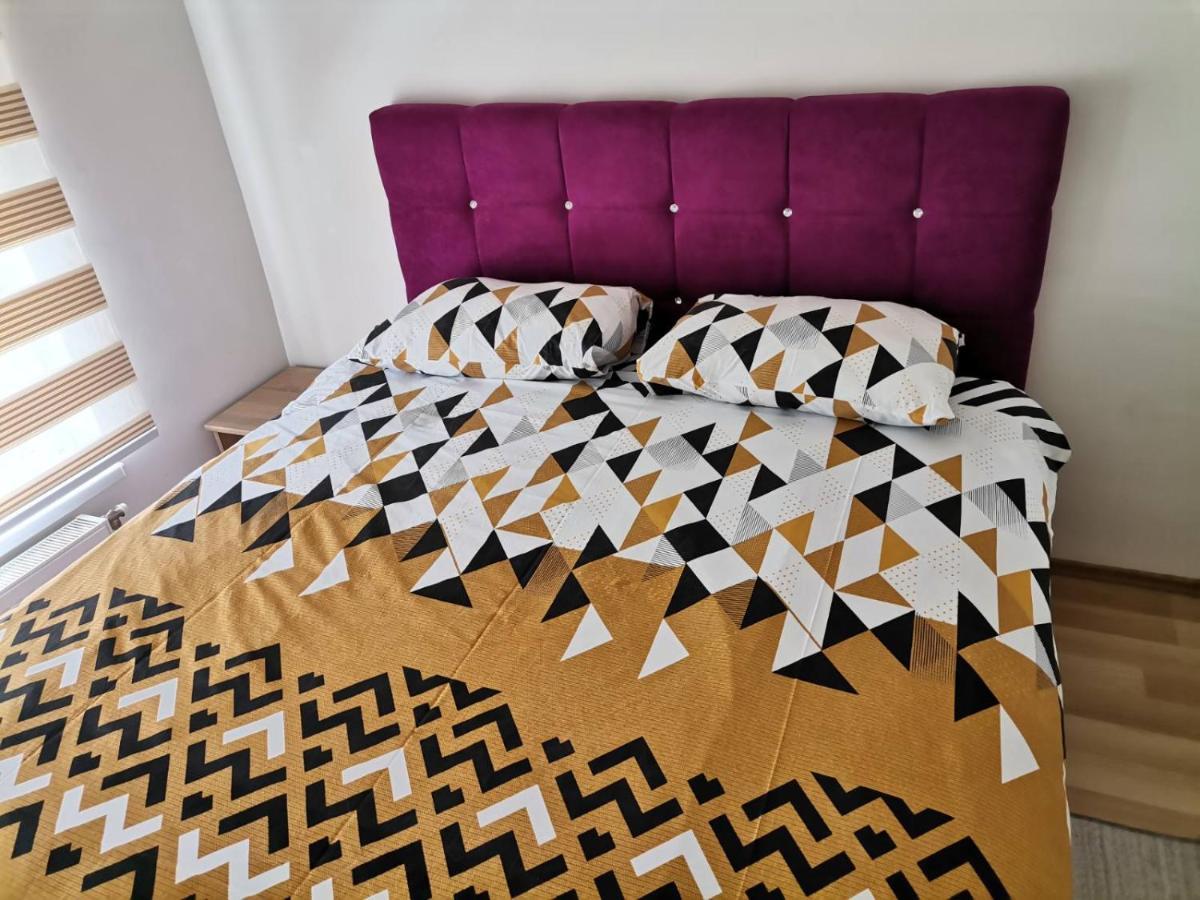 Centar Apartman Enmi 111 Banja Luka Exterior foto