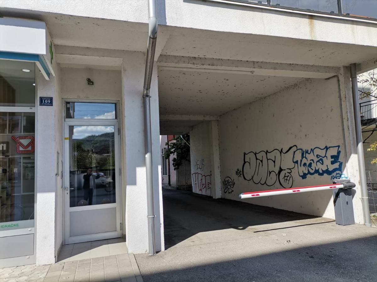Centar Apartman Enmi 111 Banja Luka Exterior foto