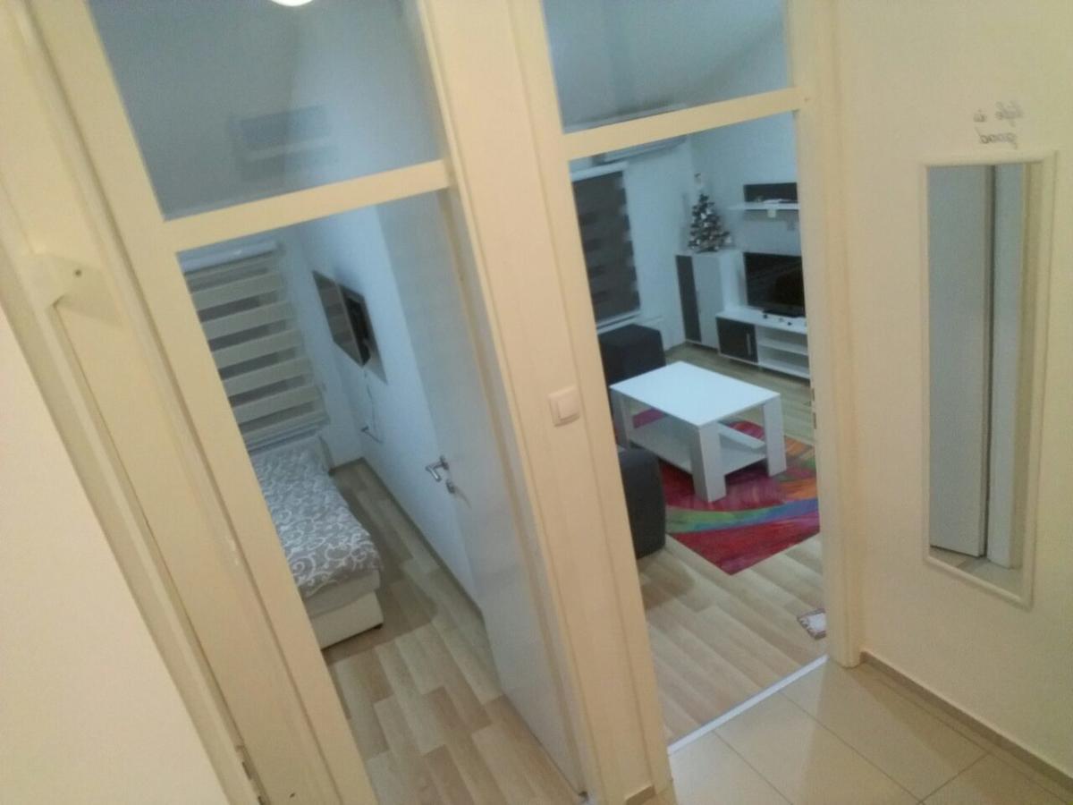 Centar Apartman Enmi 111 Banja Luka Exterior foto